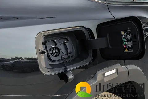 15万想兼顾通勤、露营与越野?捷途山海T1:这台方盒子SUV全搞定-1