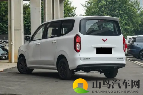 548万起，新款五菱宏光家族上市，燃油_纯电_增程三动力齐发-1