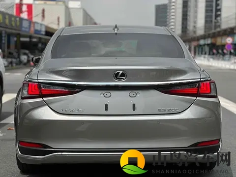 17万拿下雷克萨斯ES，舒适省心家用之选？-2