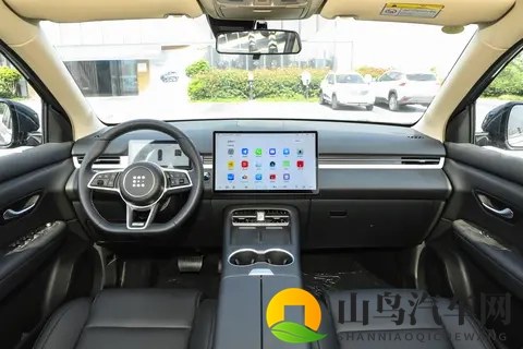 12 万级家用 SUV 推荐：三代蓝电 E5 PLUS，全家人都满意-3