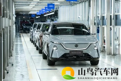 同步出口海外,马自达EZ-60亮相央视“第一发布”,1199万起值吗-3