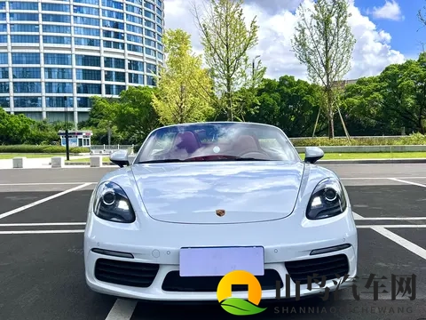 参考样例：2998万，圆你跑车梦！18年保时捷718Boxster-1