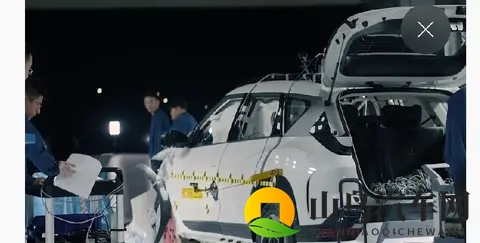 2025年10月车市报告,自主品牌,新能源,安全,一场大戏-1