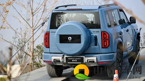 豹5征战海外市场,腾势B5实车图曝光-1