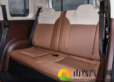 多花7000元!长安Lumin续航增加105公里,电池升至28度,实用省心-2