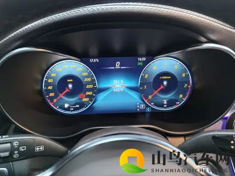 24万拿下22年奔驰GLC，豪华SUV，家用代步值不值？-2