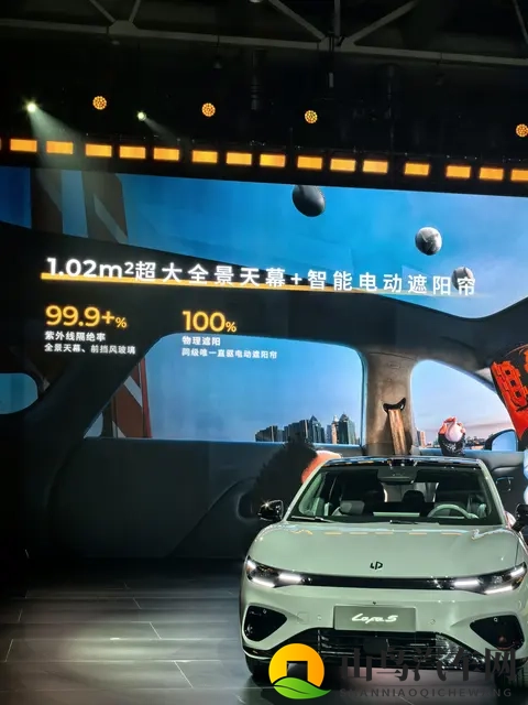 德味未散，电控先行：Lafa5想当电动时代的“大众情人”-2