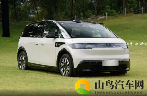 XAX MANTA UZUN HAYA的英文含义：探寻“XAX MANTA UZUN HAYA”英文诠释-1