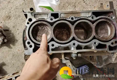 【网通社快报】特斯拉将支持苹果CarPlay,数月内推出-1