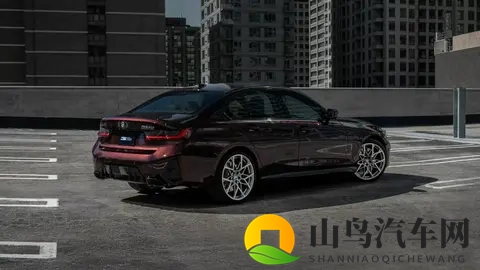 宝马推出3系致敬版，限量发售100台，30T+391马力，43秒破百-3