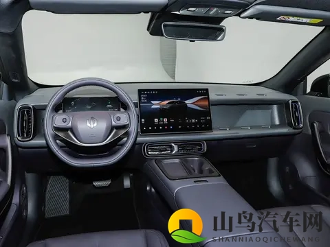 零跑Lafa5将于明日开启预售！网友：价格合适，不火都难-1