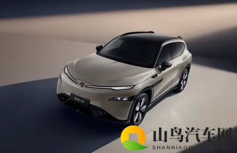 晚高峰新闻：与众08申报图曝光；奥迪RS6 Avant路试谍照透露混动身份；宾利确认年内将推新燃油车型-2