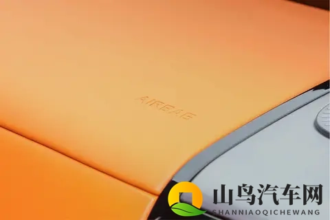 30 万级渡水的方盒子!纵横G700 :馈电油耗 795L,越野家用不纠结-2