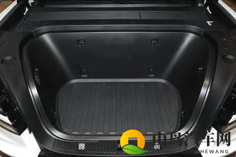 家庭出行优解?乐道L90如何凭实力成为绕不开的选择-3