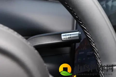 唠唠2025 款星途星纪元 ET：20 来万的车，居然有百万级配置？​-1