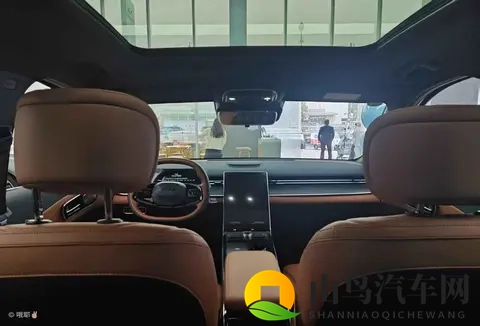 您更青睐第五代瑞虎8的哪一款车型？-1