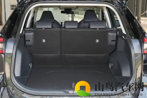 广汽丰田威兰达深度体验：家用 SUV 的刚需之选，短板也得认-2