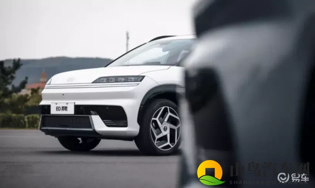 人人做人人爽：新能源汽车、智能驾驶，绿色出行新潮流-1