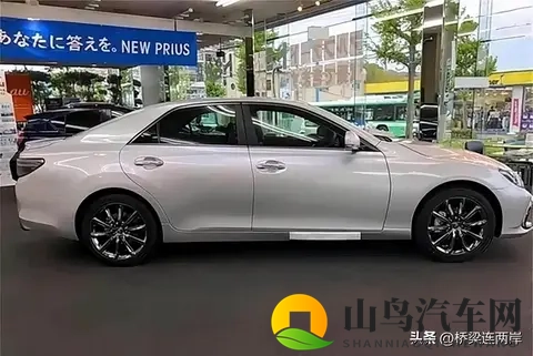 丰田锐志复活！V6后驱30万内能拿下吗？-2