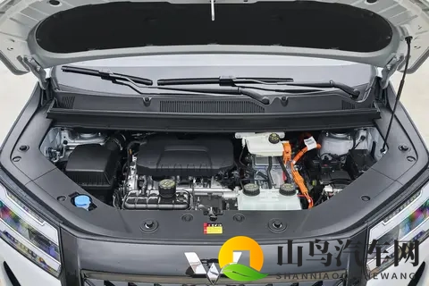 星光730“一车三动力”电滑门+真7座，全家出行0焦虑-1