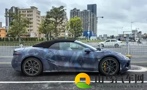 腾势Z敞篷版谍照曝光!网友:工薪族能不能开上?-2