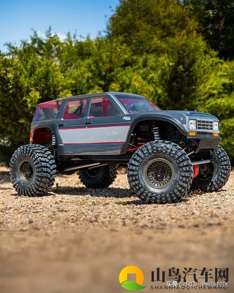 燃油插混任选，800mm涉水SUV，2498万起！-1