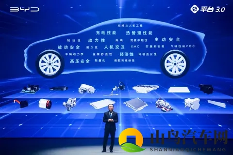 拼性价比不丢人,真能打的是“扫地僧”-1