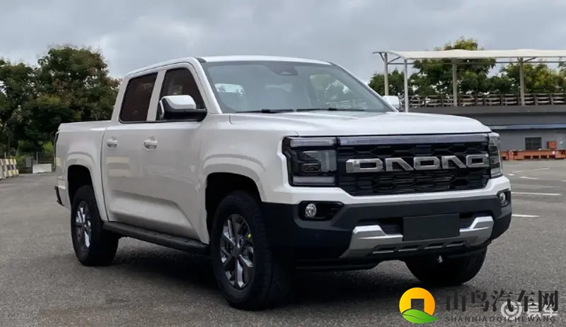 “小猛禽”再进化！江铃大道全新高性能皮卡明年上市-1