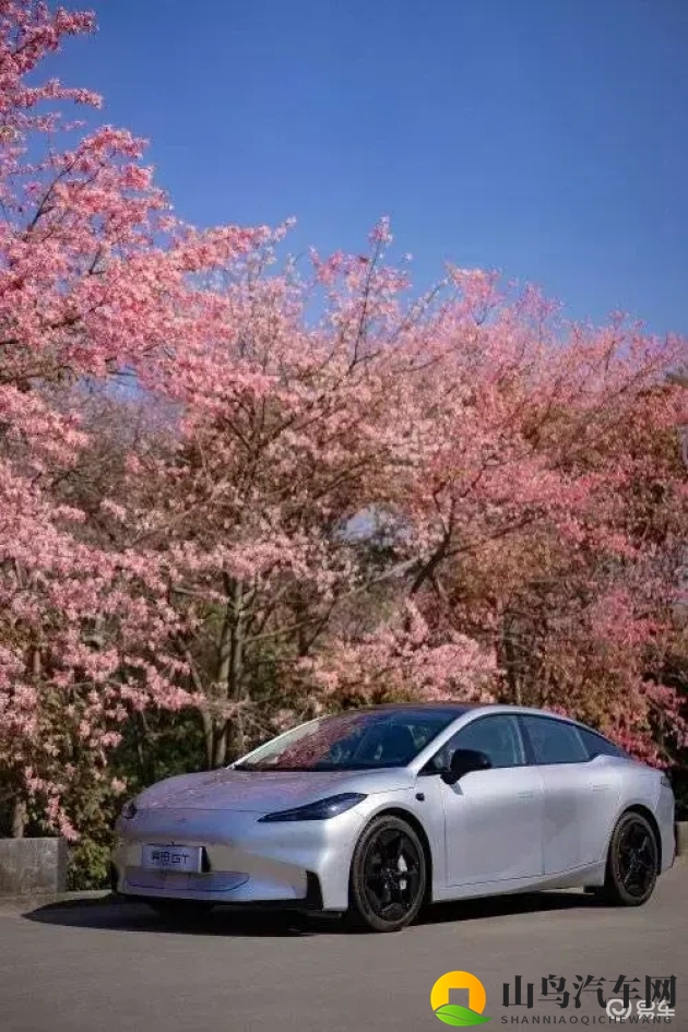 昊铂 GT Lite 改装入门，轻松打造个性化座驾-1