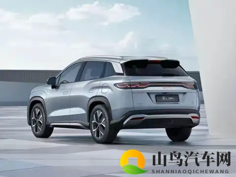 比亚迪兆瓦闪充要下放20万级车也能5分钟充400km，同行快充白搞了-3