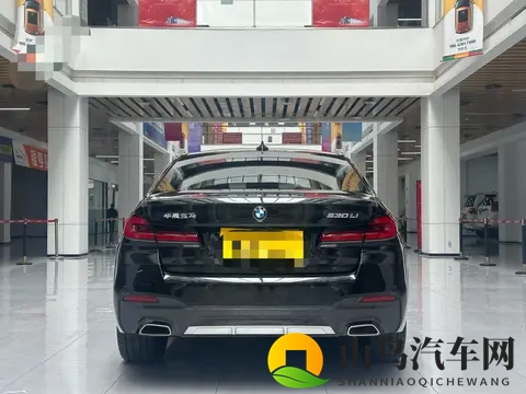 男生女生打扑克视频软件：情侣互动扑克娱乐平台-1