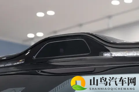 智己LS9正式上市，旗舰SUV标配空气悬架与后轮转向-3