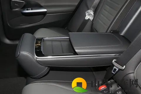 开奔驰C260L有“面子”,还在乎什么缺点？-1