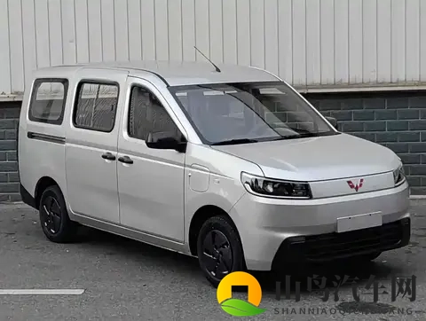 全新五菱荣光EV申报图曝光，造型更硬朗，5_7座可选-1