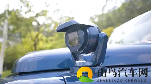 独立试驾212 T01柴油版:设计满足情怀,技术融入时代-2