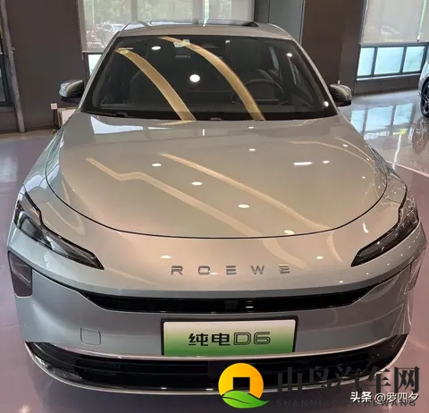 电动车惊现“断崖式掉电”！过两个红绿灯电量暴跌20%，谁的锅？-2