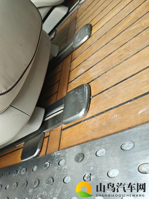 二手别克GL8：22款陆上公务舱，6万公里，1399万宜商宜家！-2