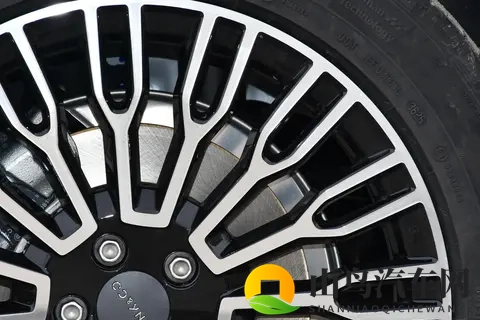 普通家庭选车记:2026款领克09四驱探索版,让我心动了-3