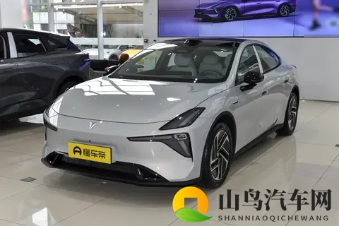 家用新能源选它？深蓝 L06 预售权益竟达 8 万 +-2