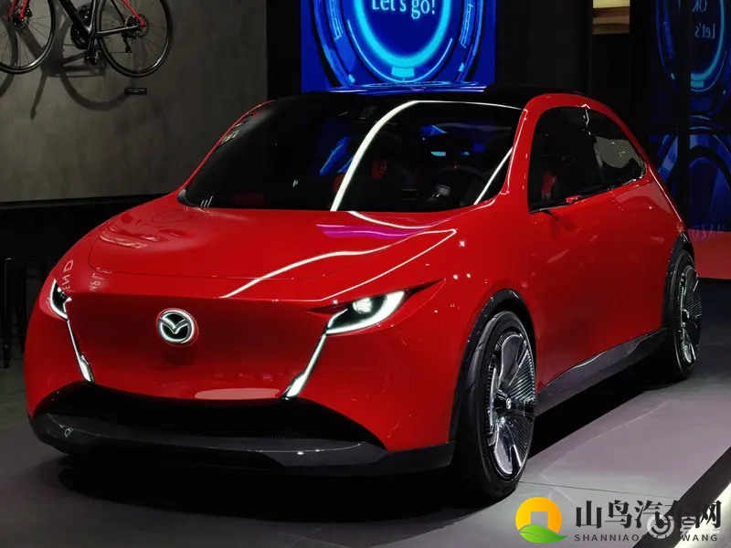 实拍马自达Vision X-Compact:马自达2雏形-1