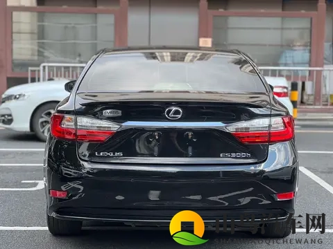 12万多拿下雷克萨斯ES混动，省油代步，家用舒适之选！-3