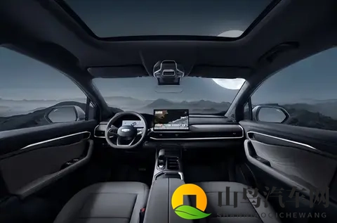 豪越L真听劝了!新增15T+5座版,轴距2825mm,后备厢达628升-2