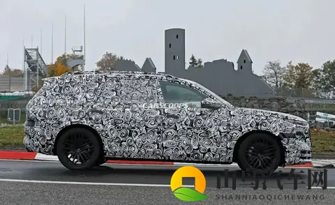 迈巴赫GLS的竞品，奥迪Q9霍希版谍照！品牌新旗舰SUV，真男人开V8-2