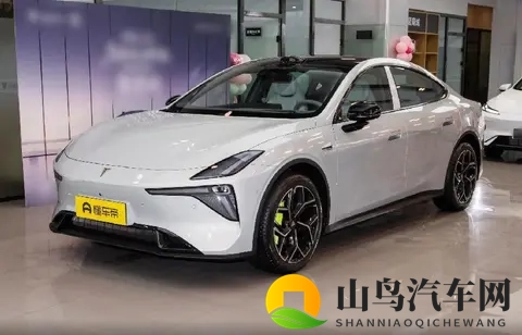 纯电家轿新选择!深蓝L06续航670km,配置越级,预售1399万起-1