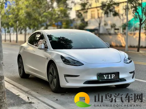 火影忍者成人版：《忍者世界，成熟蜕变之旅》-1