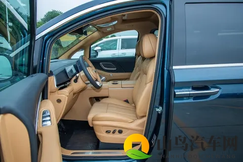 鸿蒙座舱5+华为乾崑，26款岚图梦想家实力诠释MPV新标杆-2