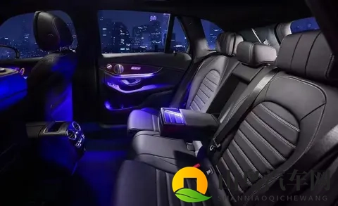 仅售3998万！新增经典版，入门价降28万，新款奔驰GLC L上市-2