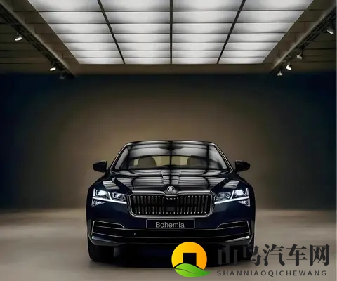 德系行政轿车，搭载EA888 Evo5发动机，升级液晶大屏，2027年上市-2