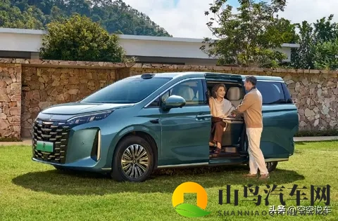 比亚迪“最便宜MPV”官宣，颜值很飒，云辇很棒！-1