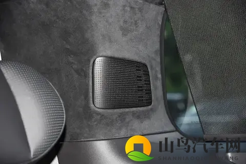 极氪009,集空间、安全、舒适于一身,宜商宜家豪华MPV值得一看-1